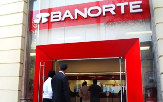 El empresario Carlos Hank González, presidente de Grupo Financiero Banorte, dio a conocer un movimiento estratégico al adquirir el 44,28 % del negocio de tarjetas de crédito de Rappi en México.