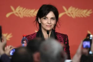 El Festival de Cannes arrancó este martes con su tradicional gala inaugural, pero en medio de un clima inusualmente cargado por tensiones políticas y sociales.