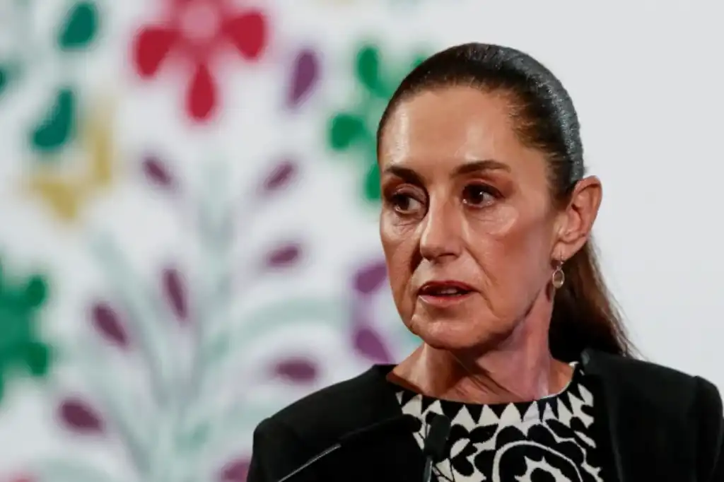 La presidenta Claudia Sheinbaum solicitó este viernes una investigación sobre la posible utilización de estructuras gubernamentales en la organización de acarreos y distribución de “acordeones” durante el proceso electoral interno del Poder Judicial.