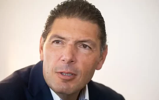 Carlos Hank González destaca confianza en México tras reunión con Claudia Sheinbaum.