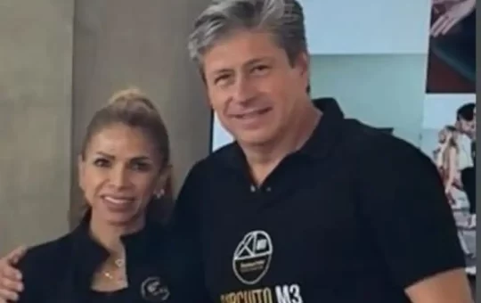 Investigan agresión de "Lord Pádel" y sus escoltas a jugador durante torneo en Atizapán.