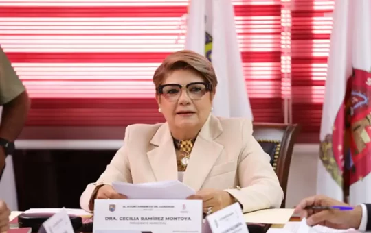 El Ayuntamiento de Guasave contratará un crédito por hasta 60 millones de pesos con Banorte, con el objetivo de atender compromisos financieros prioritarios y asegurar el pago de aguinaldos a los trabajadores municipales, informó la alcaldesa Cecilia Ramírez Montoya.