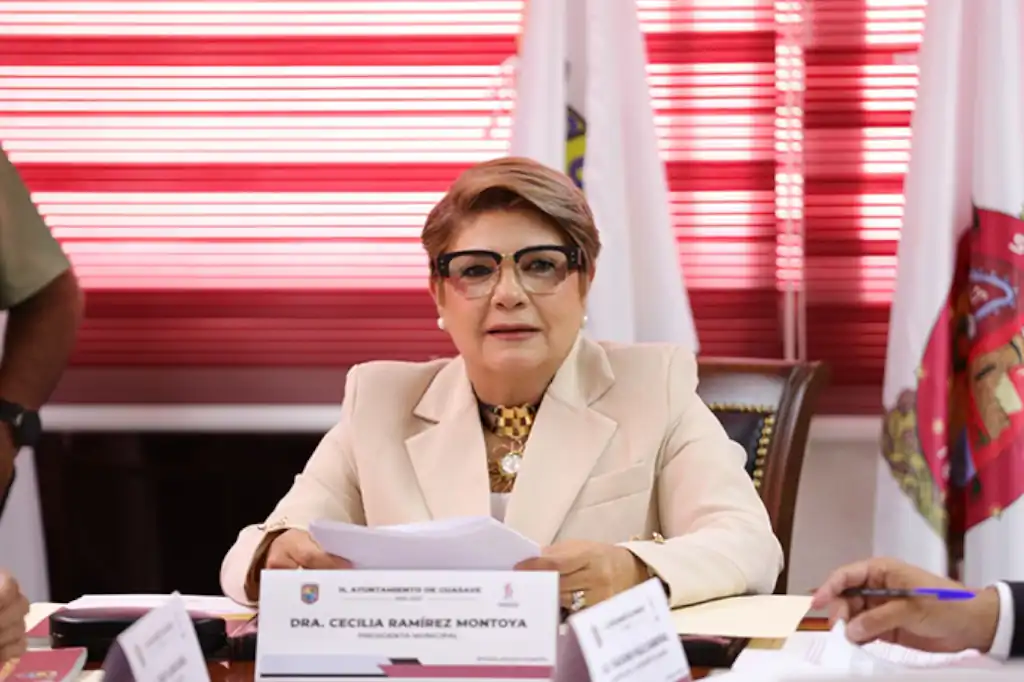 El Ayuntamiento de Guasave contratará un crédito por hasta 60 millones de pesos con Banorte, con el objetivo de atender compromisos financieros prioritarios y asegurar el pago de aguinaldos a los trabajadores municipales, informó la alcaldesa Cecilia Ramírez Montoya.