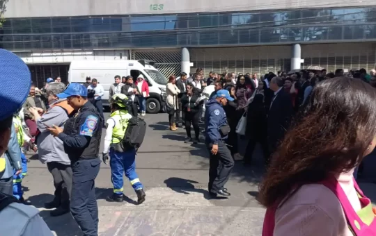 Falsa alarma de bomba provoca desalojo en el Poder Judicial de la CDMX