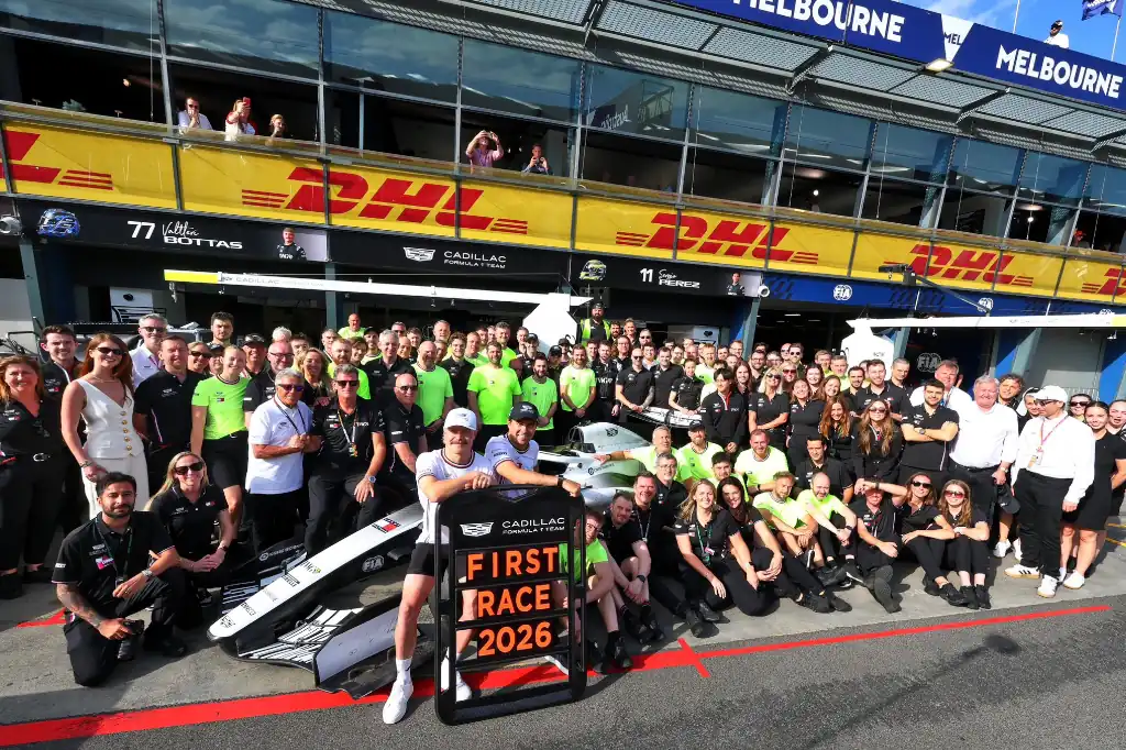 Checo Pérez cumple debut con Cadillac y mira hacia grandes retos