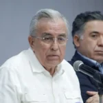 Rubén Rocha Moya reaparece y afirma que permanece en Culiacán sin protección federal