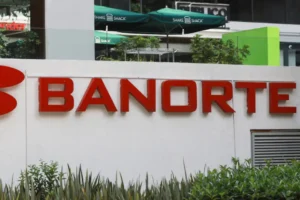 Banorte recibe reconocimiento como el Mejor Banco de México