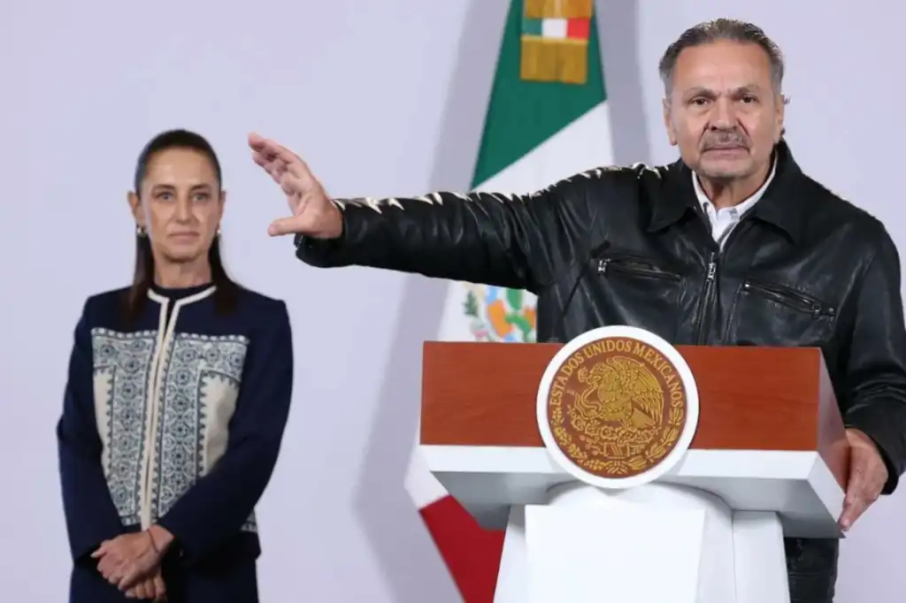 Octavio Romero Oropeza defiende su salario y patrimonio tras cuestionamientos por sus ingresos