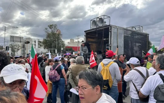 Trabajadores del IMSS rechazan incremento anunciado por Zoé Robledo
